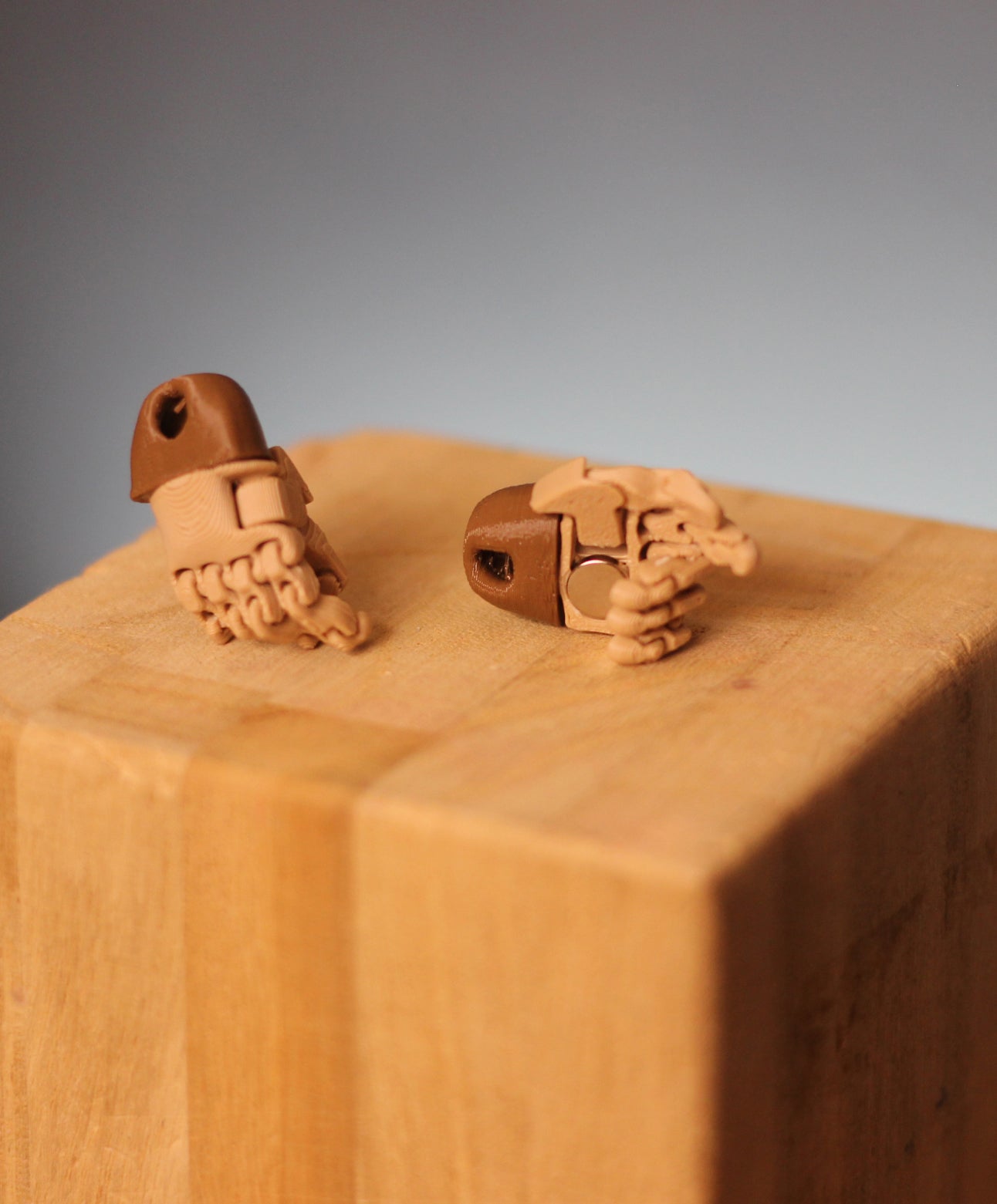 Articulated Hands